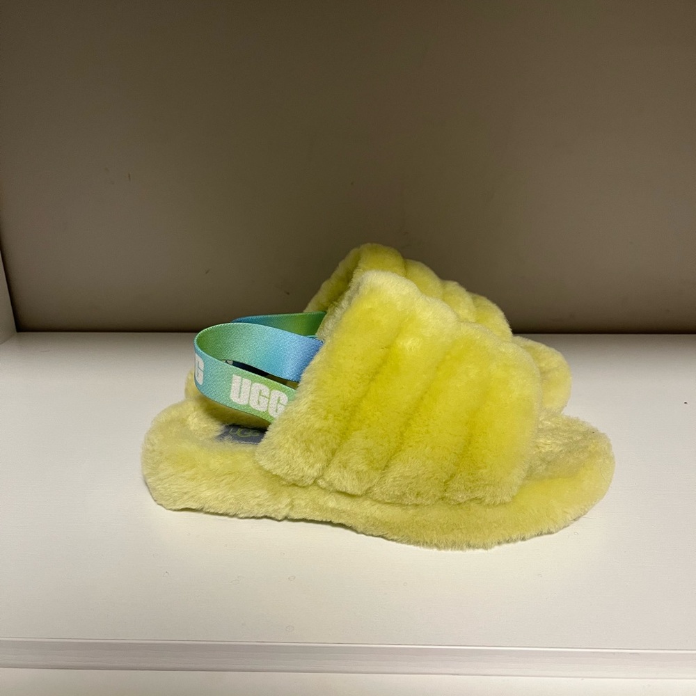 Ugg Fluff Yeah - image 1